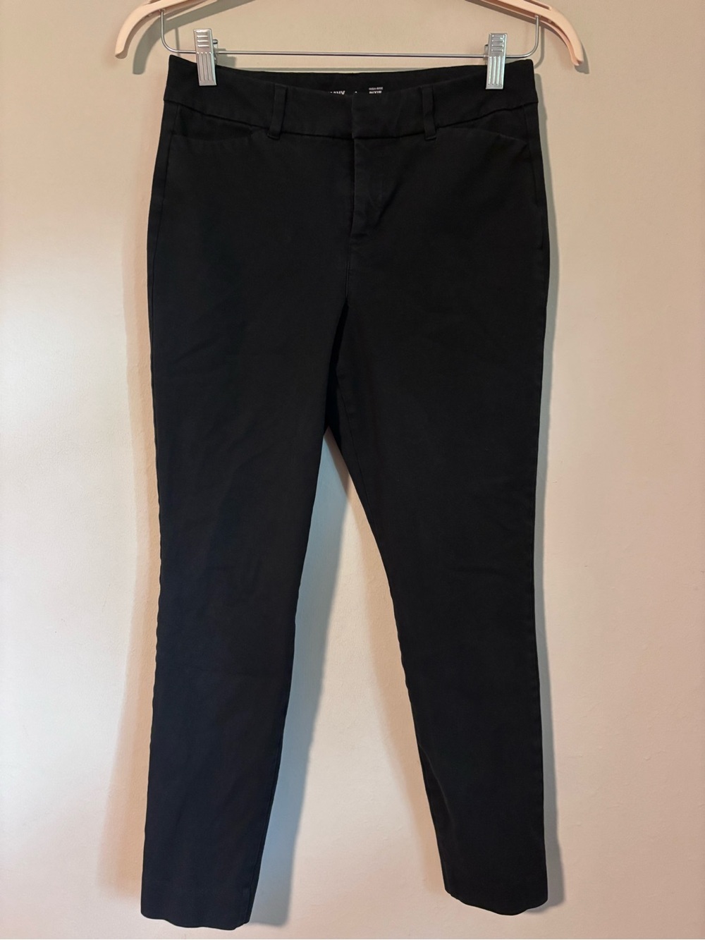 Old Navy - Black Slim Women’s Chinos - size 4